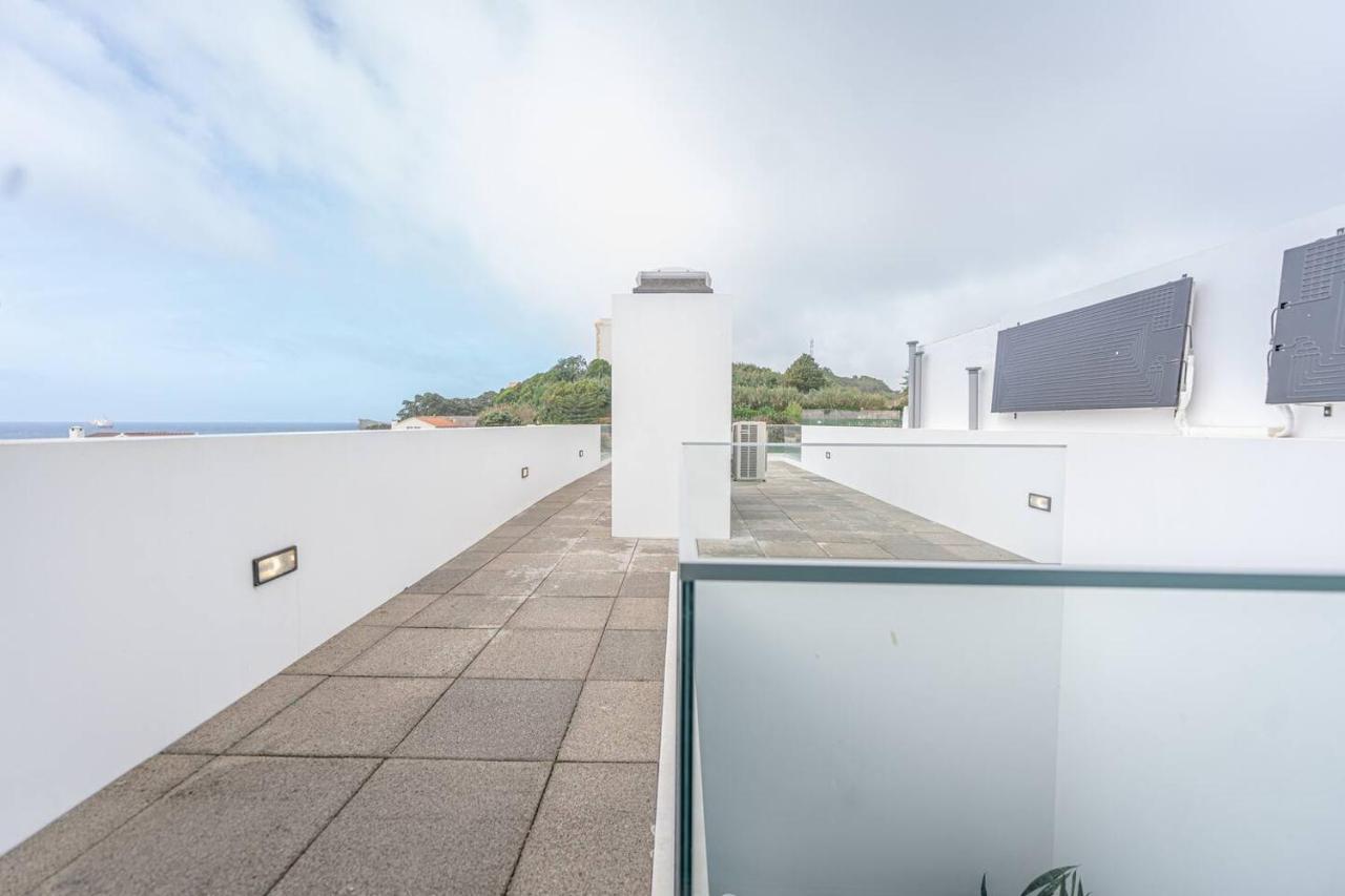 Oceanside East Apartment Ponta Delgada  Exterior photo